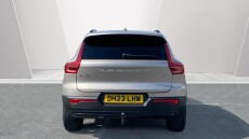Volvo XC40 2.0 B3P Plus Dark 5dr Auto Petrol Estate